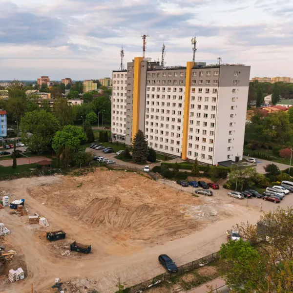 2025-04-24 Budowa apartamentow K-42 w Plocku