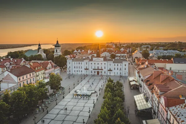 Widok na rynek w Płocku